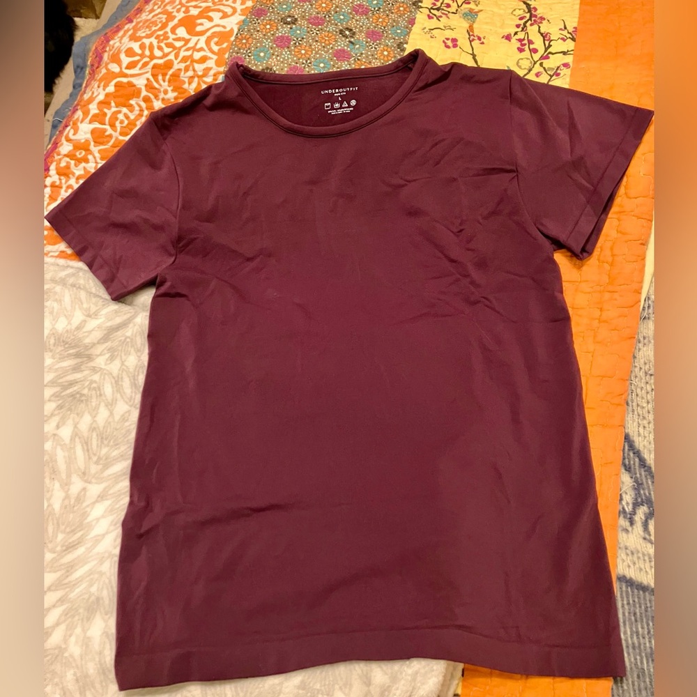 Underoutfit, The Perfect T-shirt, L